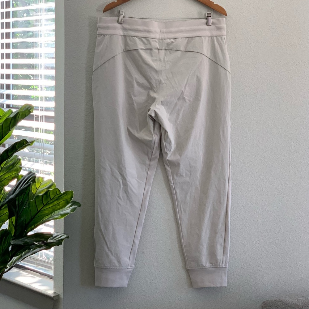 Athleta HEADLANDS HYBRID MID RISE JOGGER PULL ON SIZE 16 HIKING WALKING CASUAL - Picture 8 of 16